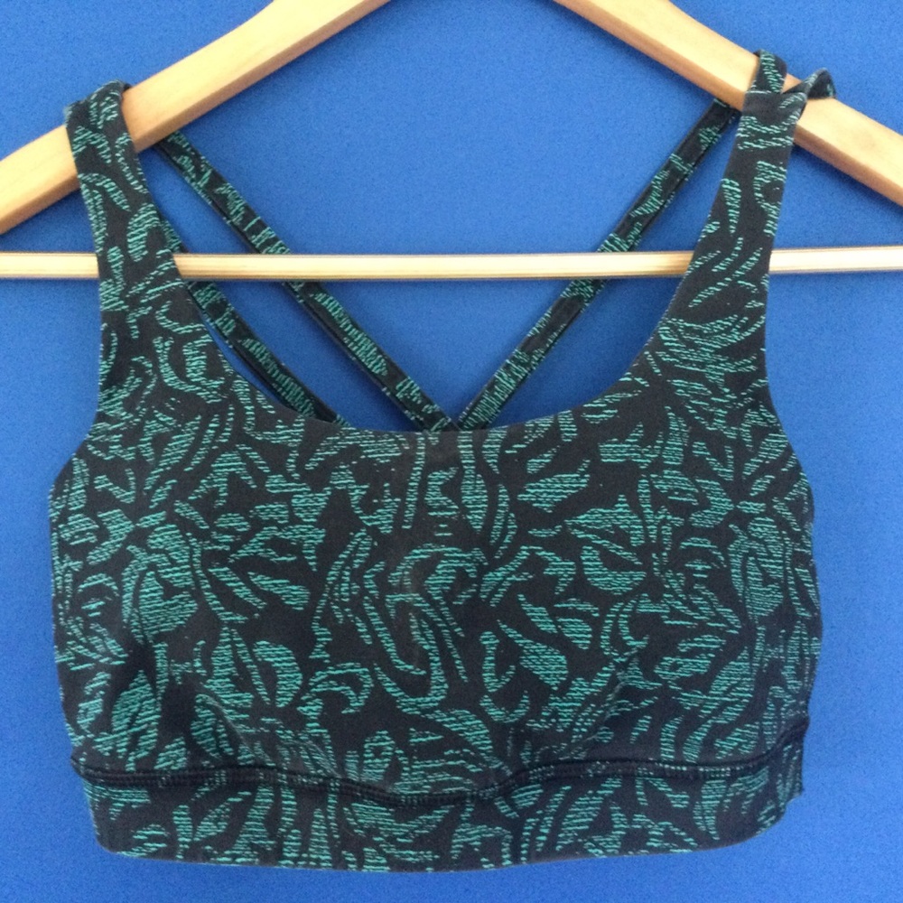 Lululemon Energy Size 6 Thrive Veridian Strappy Bra Green Black Removeable pads